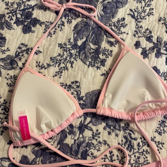 Baby Pink VS Bikini 👙 - Picture 5 of 8